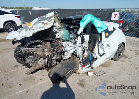 2020 Hyundai Veloster 2.0 Premium z USA, uszkodzony, nr VIN KMHTG6AF7LU021208